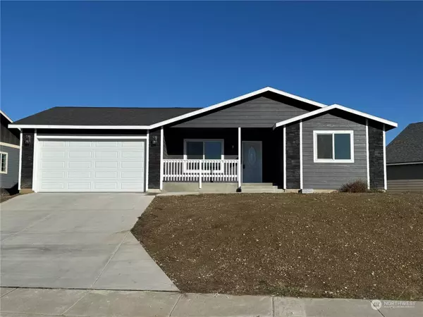 607 Eagle Nest DR, Granger, WA 98932