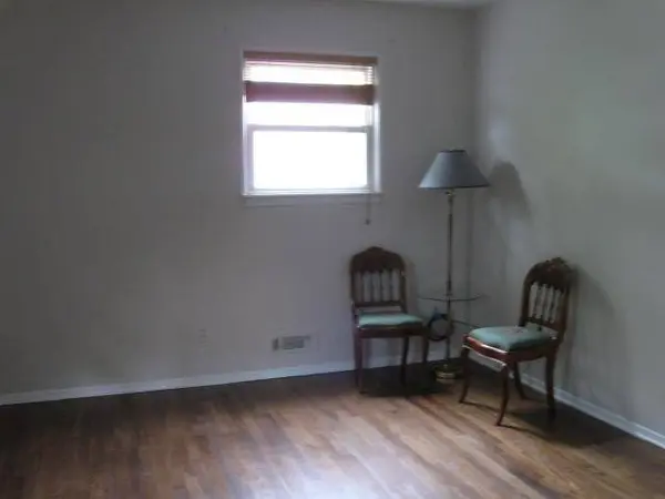 166 Dixon Ave, Paterson City, NJ 07501