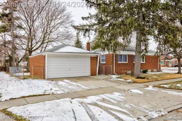 13301 DARTMOUTH Street, Oak Park, MI 48237