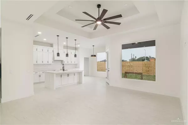 2906 Arboledas DR, San Juan, TX 78589