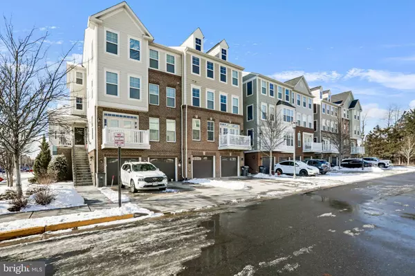 25249 LAURELDALE TER, Chantilly, VA 20152