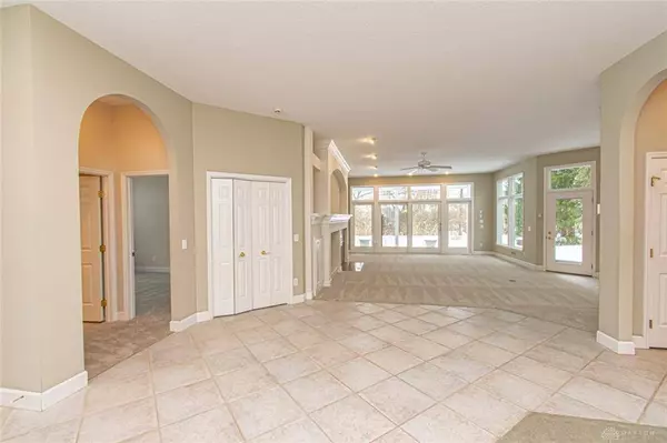 541 Yankee Trace Drive, Dayton, OH 45458