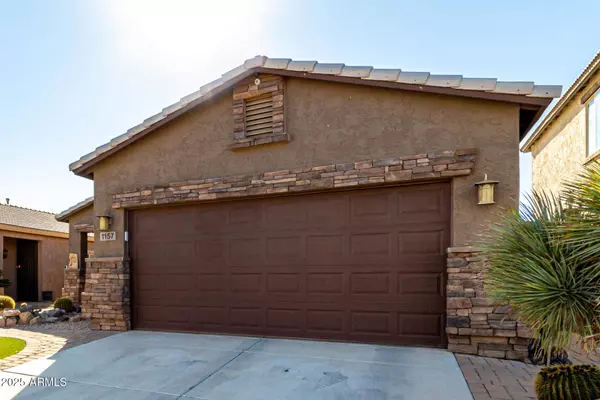 1157 E DAISY Way, San Tan Valley, AZ 85143