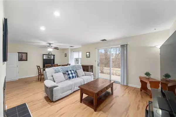 185 Manville Hill RD #502, Cumberland, RI 02864