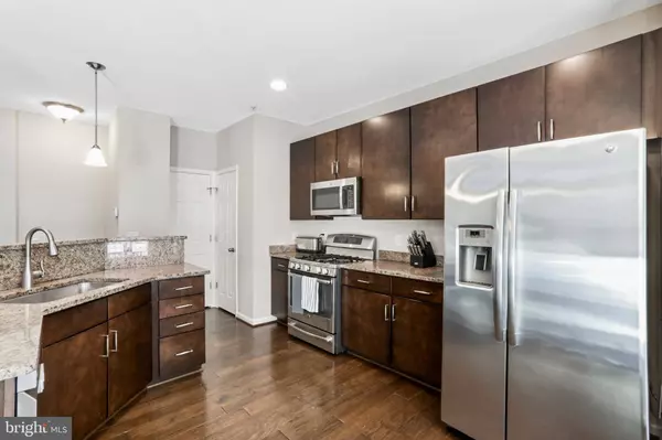 25249 LAURELDALE TER, Chantilly, VA 20152