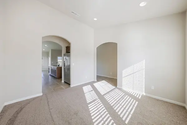 1890 Bryman Street, Hanford, CA 93230