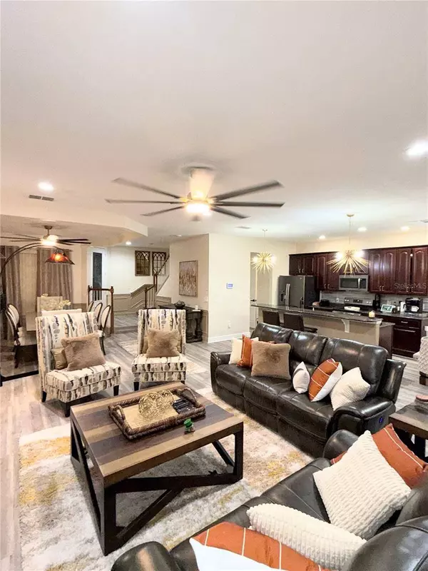 8407 RIVERDALE LN, Davenport, FL 33896