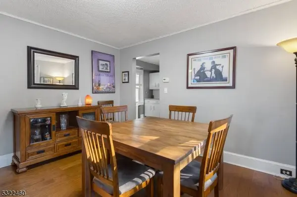 31 Dean St, Glen Rock Boro, NJ 07452