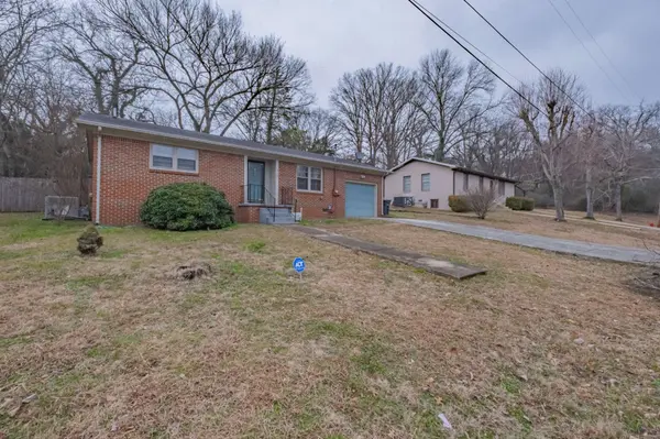 410 Green Cove Ave, Fayetteville, TN 37334