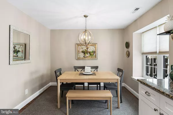 125 CAMBER LN, Mount Laurel, NJ 08054