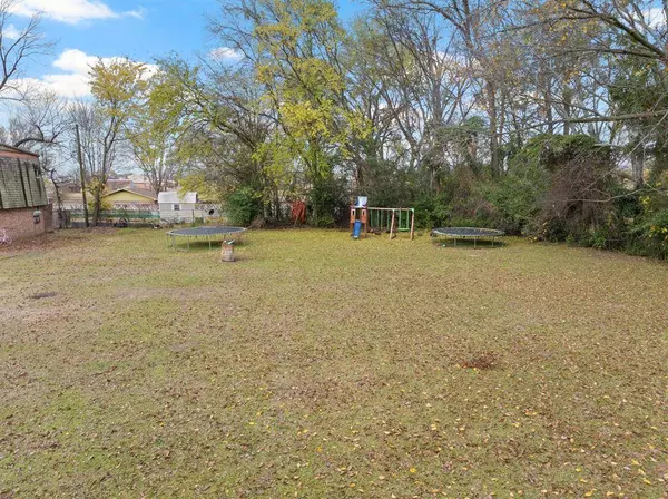 311 W 5th, Mount Pleasant, TX 75455