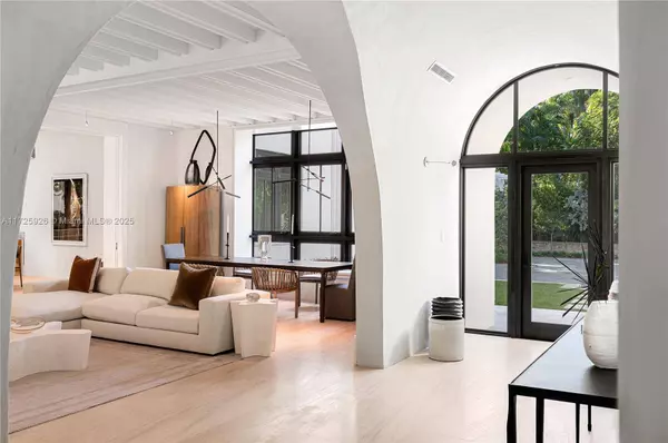 3711 Park Ave, Miami, FL 33133