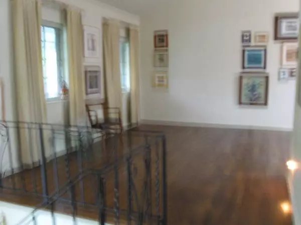 166 Dixon Ave, Paterson City, NJ 07501