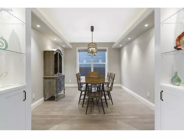 1724 N SWEETGUM ST, Canby, OR 97013