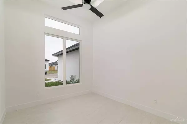 2906 Arboledas DR, San Juan, TX 78589