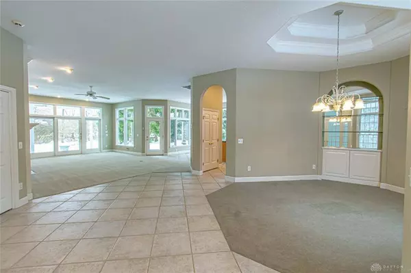 541 Yankee Trace Drive, Dayton, OH 45458