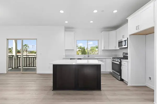 8556 Vista Azul Pl, Lemon Grove, CA 91945