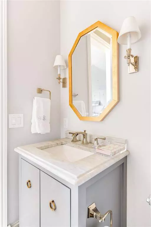 2812 McFarlin Boulevard, University Park, TX 75205