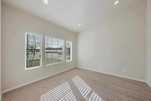 1890 Bryman Street, Hanford, CA 93230