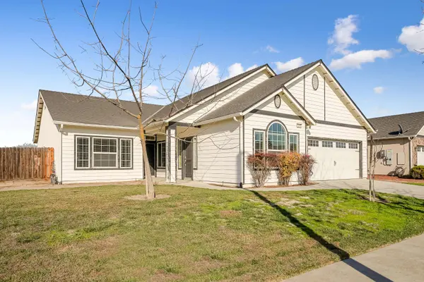 1890 Bryman Street, Hanford, CA 93230