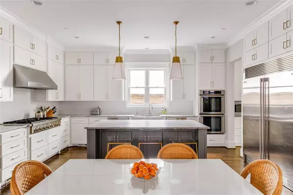 2812 McFarlin Boulevard, University Park, TX 75205