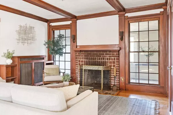 9 Kilsyth Ter, Boston, MA 02135