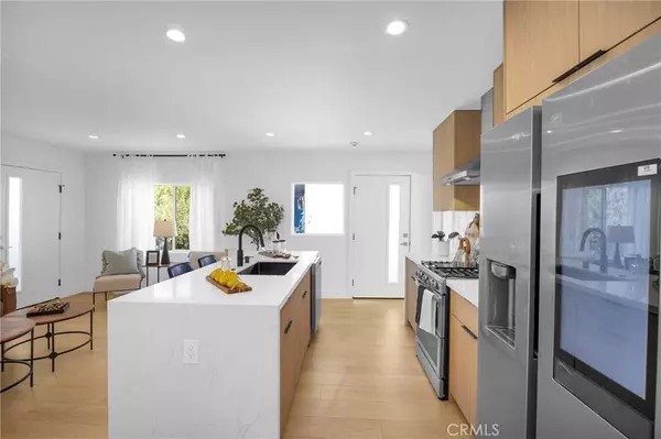 6344 Lexington AVE, Los Angeles, CA 90038