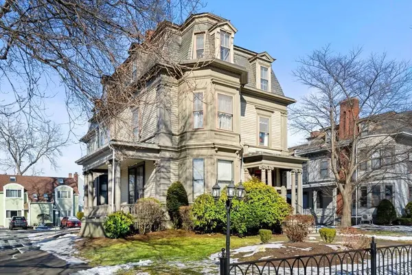 51 Baltimore St #3, Lynn, MA 01902