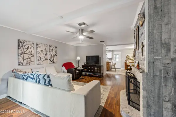 2345 Robley, Lafayette, LA 70503