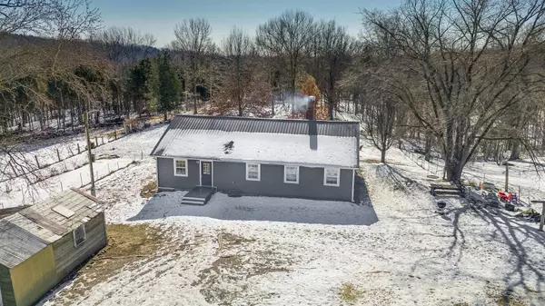 657 Bluffton RD, Rhineland, MO 65069