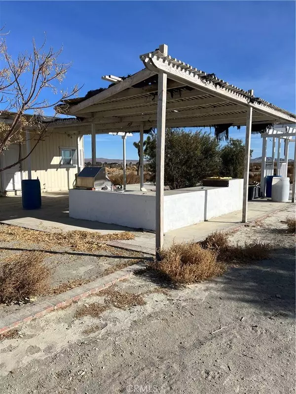 18650 Palmer RD, Adelanto, CA 92301