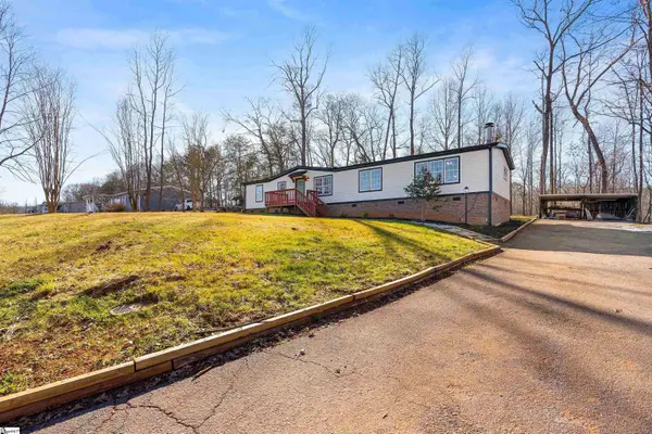 27 Henry Clark Lane, Greer, SC 29651