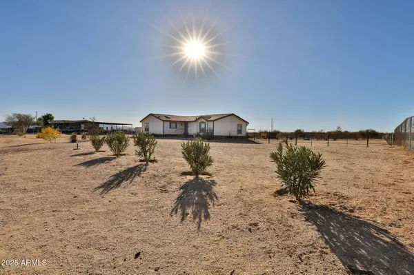 21020 W MONTGOMERY Road, Wittmann, AZ 85361