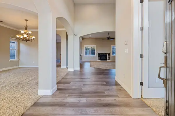 1553 Lexington DR, Lodi, CA 95242