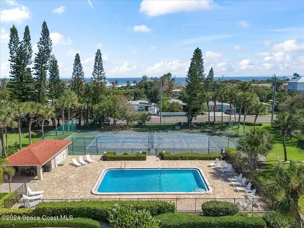 551 S Brevard AVE #308, Cocoa Beach, FL 32931