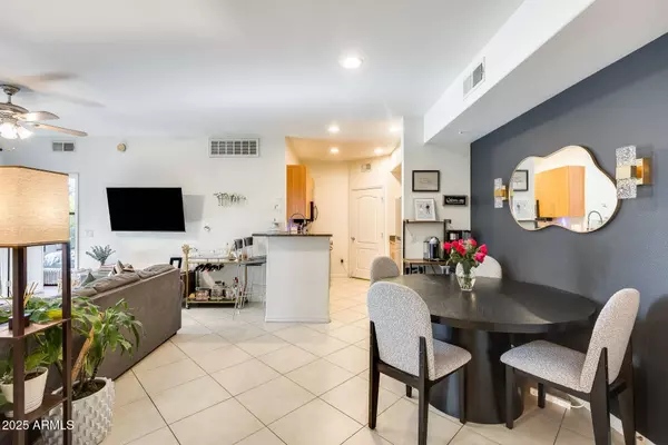 6900 E PRINCESS Drive #1132, Phoenix, AZ 85054