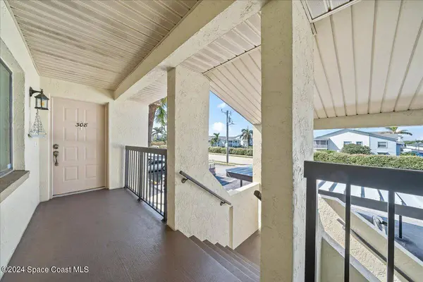 551 S Brevard AVE #308, Cocoa Beach, FL 32931