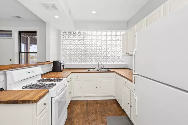 1522 W Jonquil TER #3E, Chicago, IL 60626