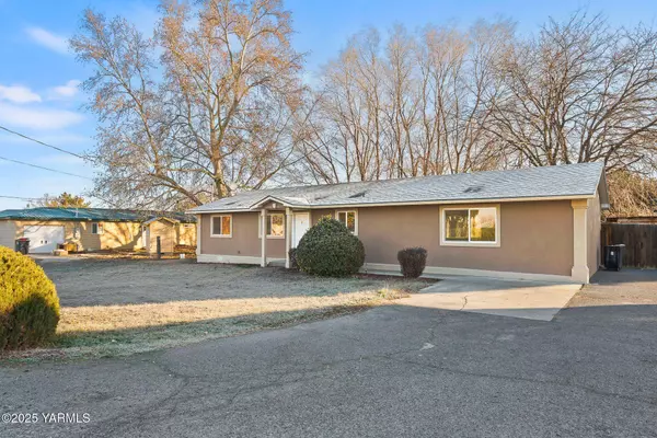 430 Swan Rd, Sunnyside, WA 98944