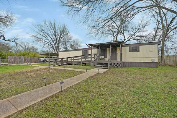 4709 Pimlico DR, Del Valle, TX 78617