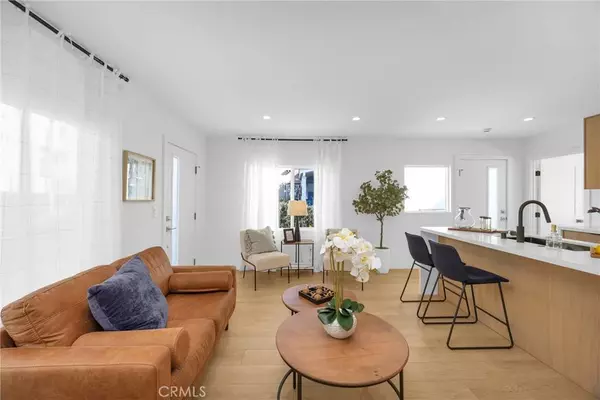 6344 Lexington AVE, Los Angeles, CA 90038