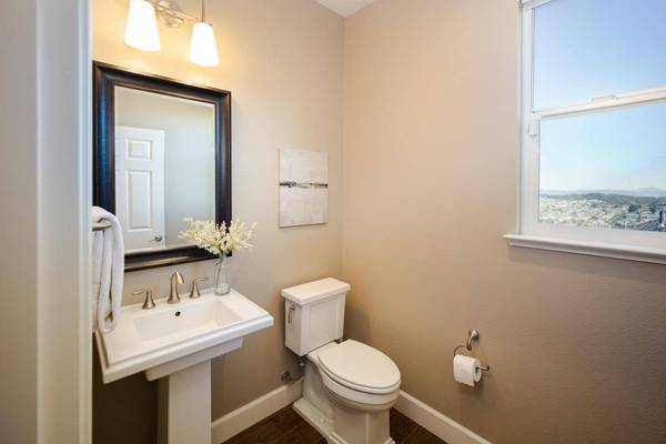 1027 Ocean View AVE, Daly City, CA 94014