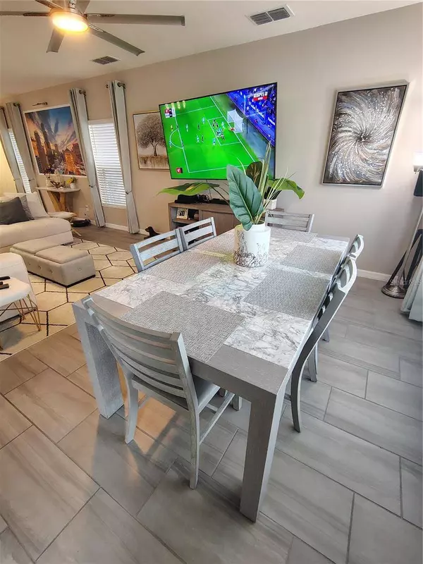 1254 WISPY CYPRESS DR, Kissimmee, FL 34746