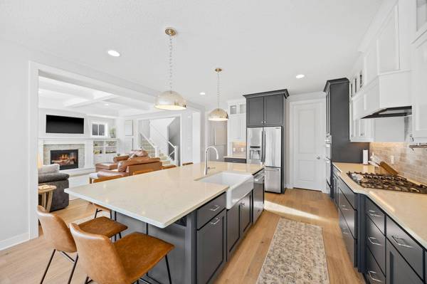 4120 Marsh DR NE, Prior Lake, MN 55372