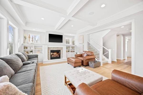 4120 Marsh DR NE, Prior Lake, MN 55372