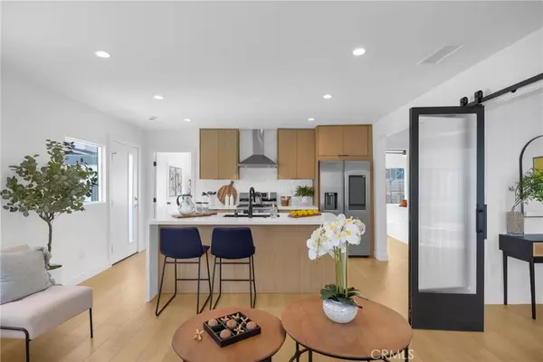 6344 Lexington AVE, Los Angeles, CA 90038