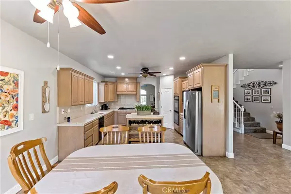 5904 E Kaviland AVE, Fresno, CA 93727