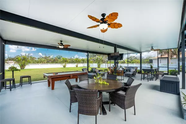 142 ISLAND CT, Rotonda West, FL 33947