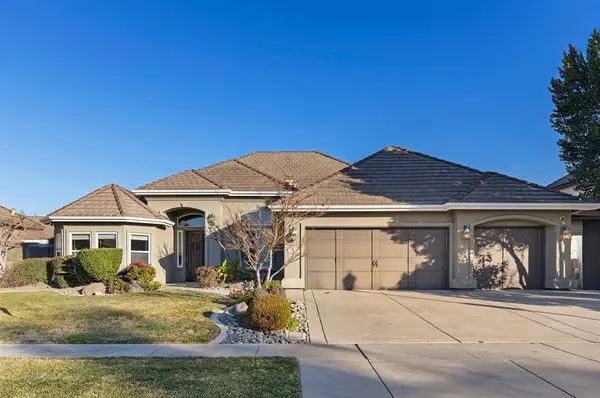 1553 Lexington DR, Lodi, CA 95242