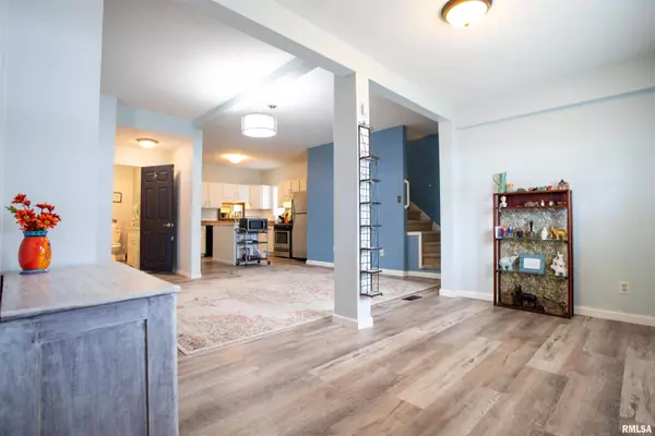 2117 JEFFERSON ST, Quincy, IL 62301